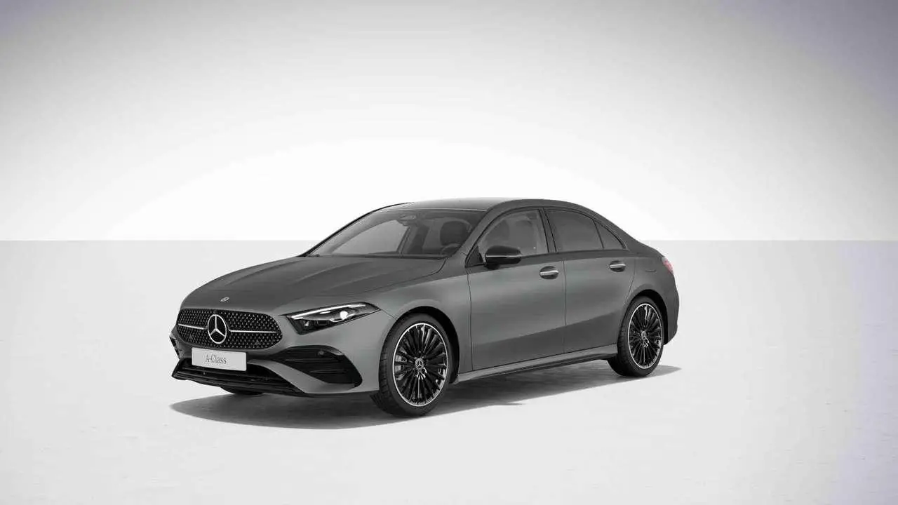 Photo 1 : Mercedes-benz Classe A 2024 Petrol