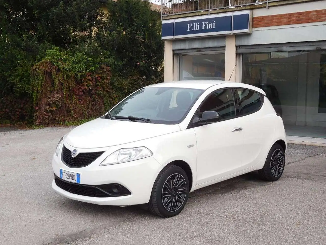 Photo 1 : Lancia Ypsilon 2018 Petrol