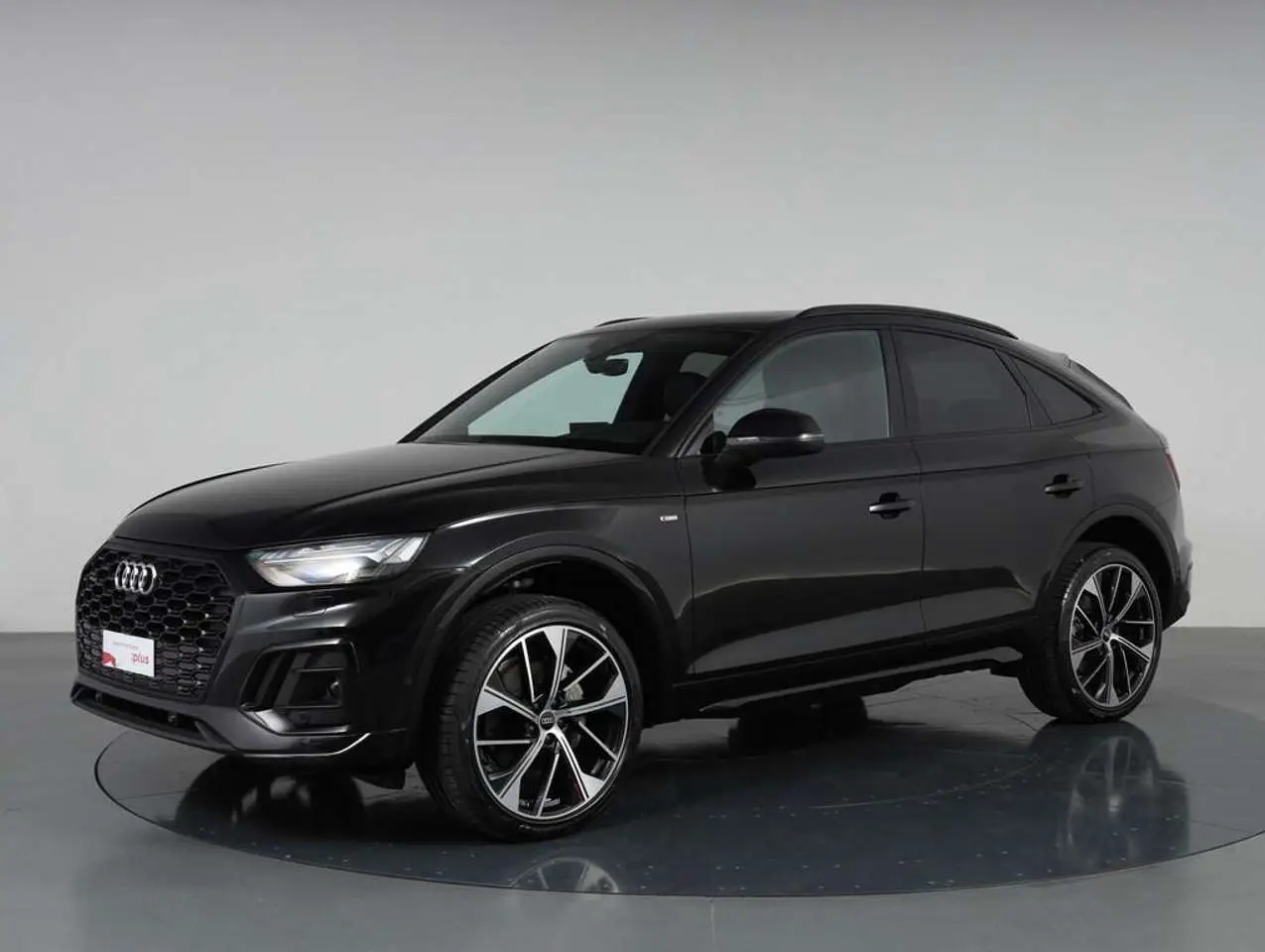 Photo 1 : Audi Q5 2023 Hybrid