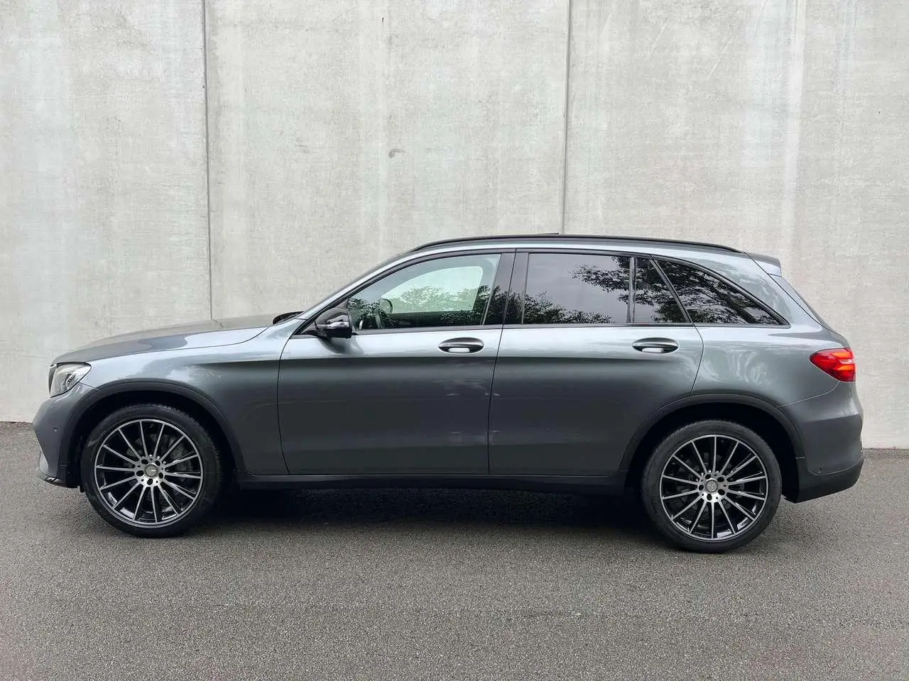 Photo 1 : Mercedes-benz Classe Glc 2016 Essence