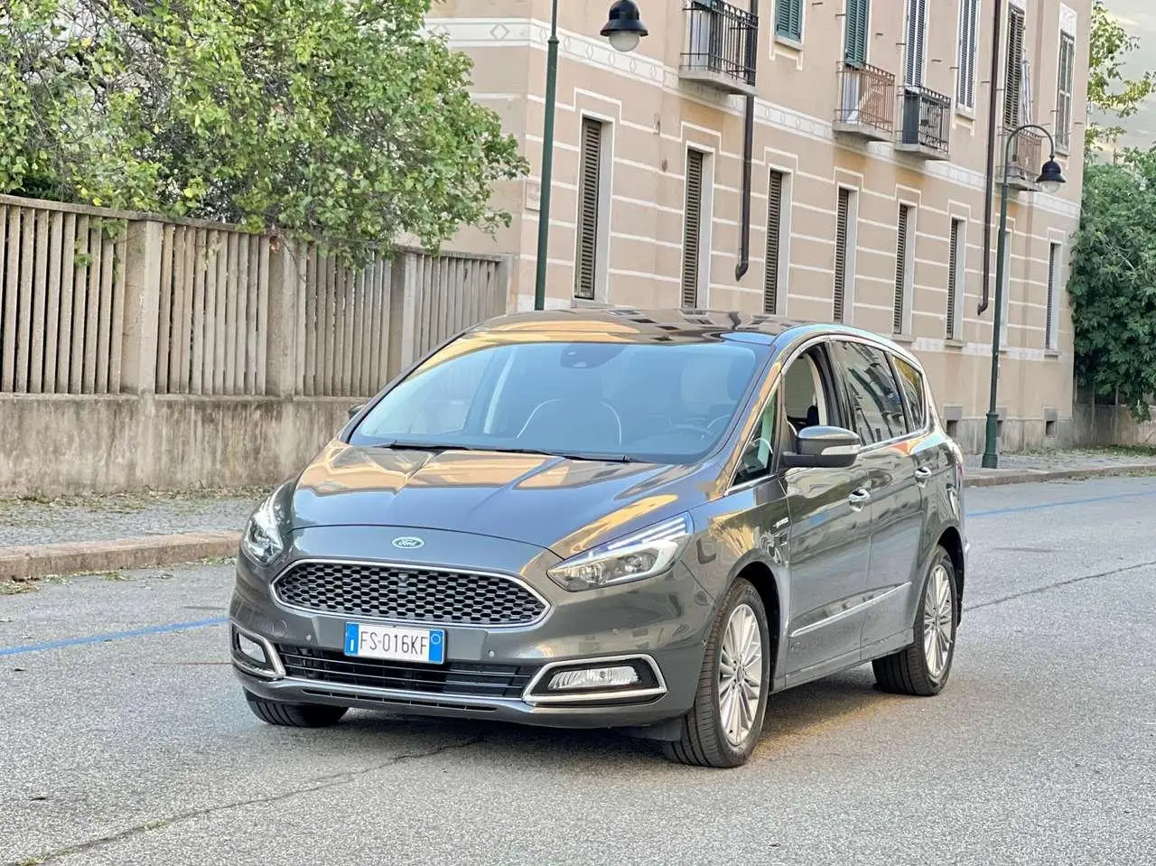 Photo 1 : Ford S-max 2018 Diesel