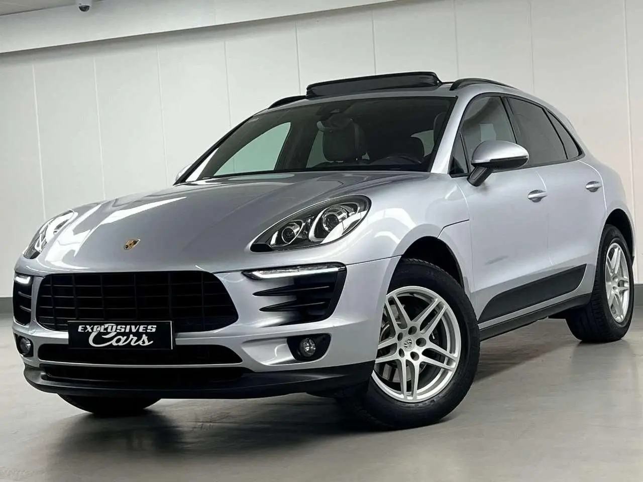 Photo 1 : Porsche Macan 2017 Petrol