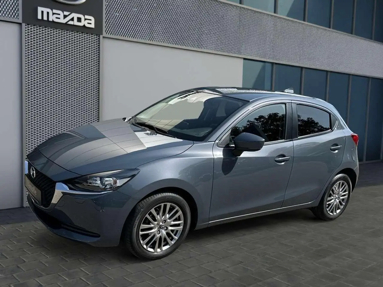 Photo 1 : Mazda 2 2020 Petrol