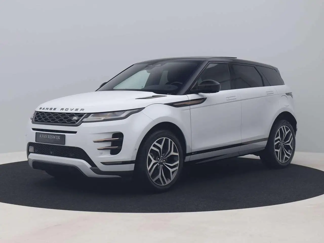 Photo 1 : Land Rover Range Rover Evoque 2021 Hybrid