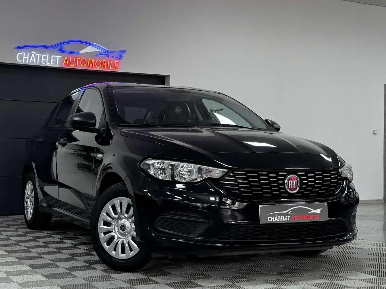 Photo 1 : Fiat Tipo 2017 Petrol