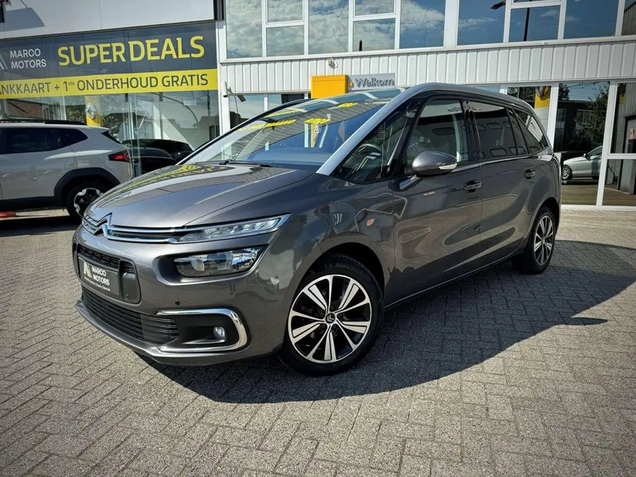 Photo 1 : Citroen C4 2018 Petrol