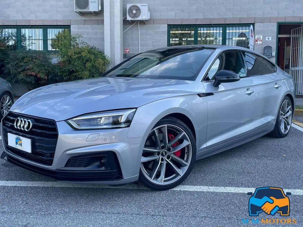 Photo 1 : Audi A5 2018 Hybrid