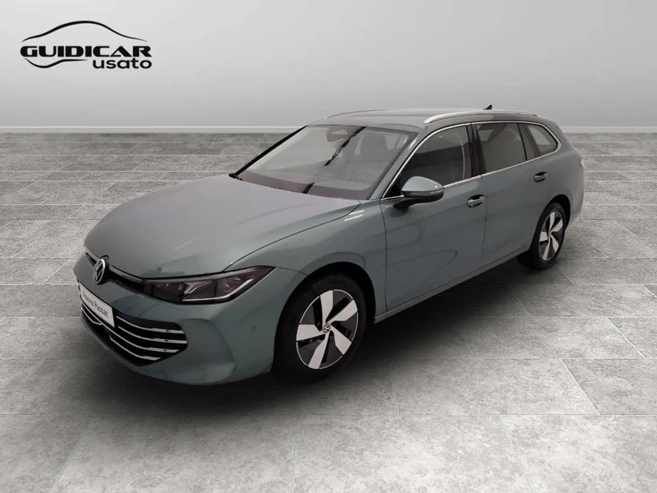 Photo 1 : Volkswagen Passat 2024 Hybride