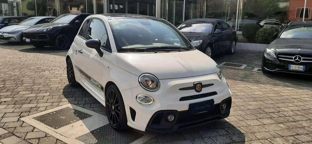 Photo 1 : Abarth 595 2020 Petrol