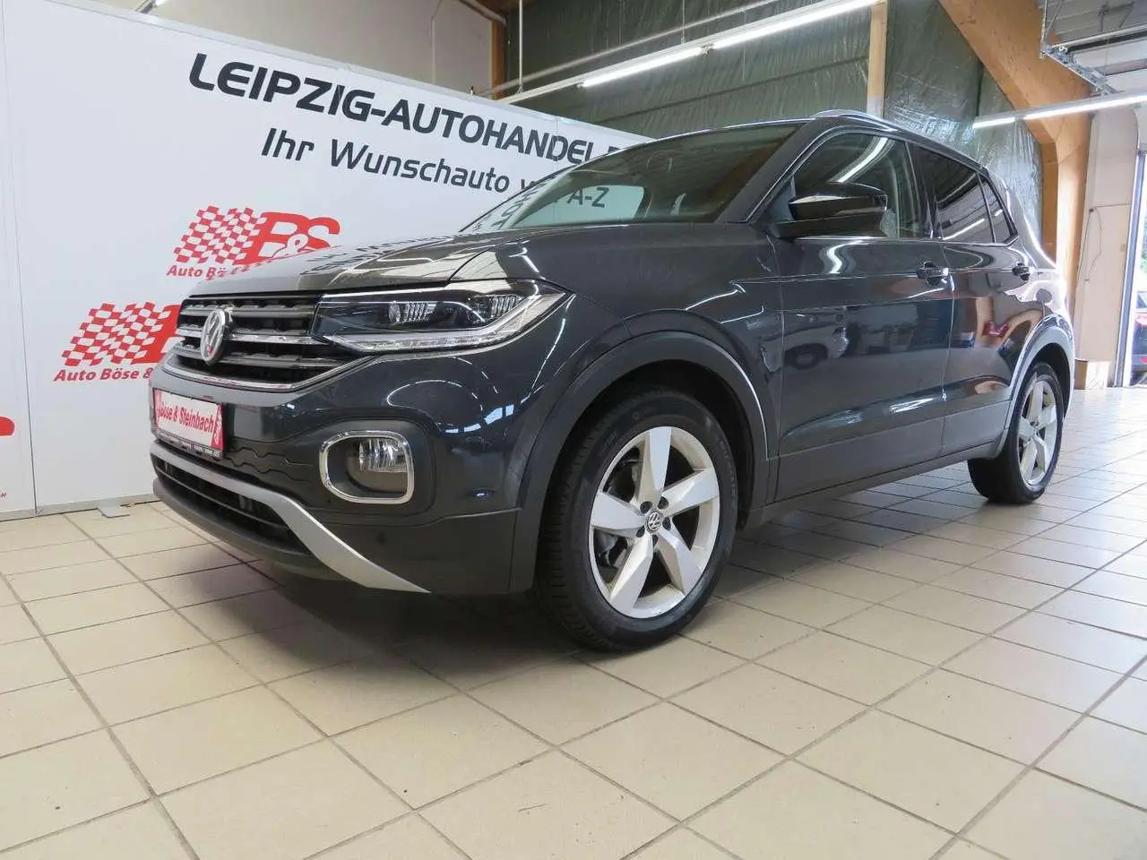 Photo 1 : Volkswagen T-cross 2020 Petrol