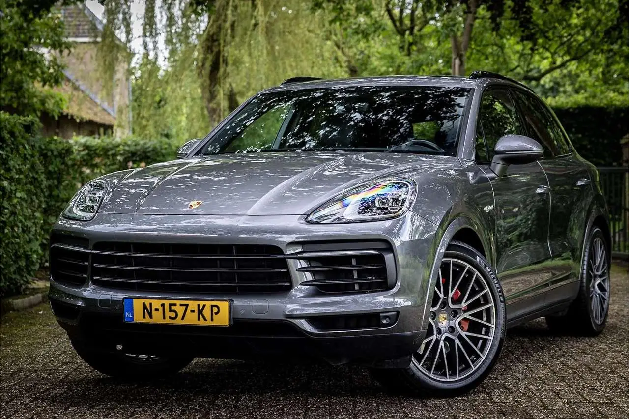 Photo 1 : Porsche Cayenne 2020 Hybrid