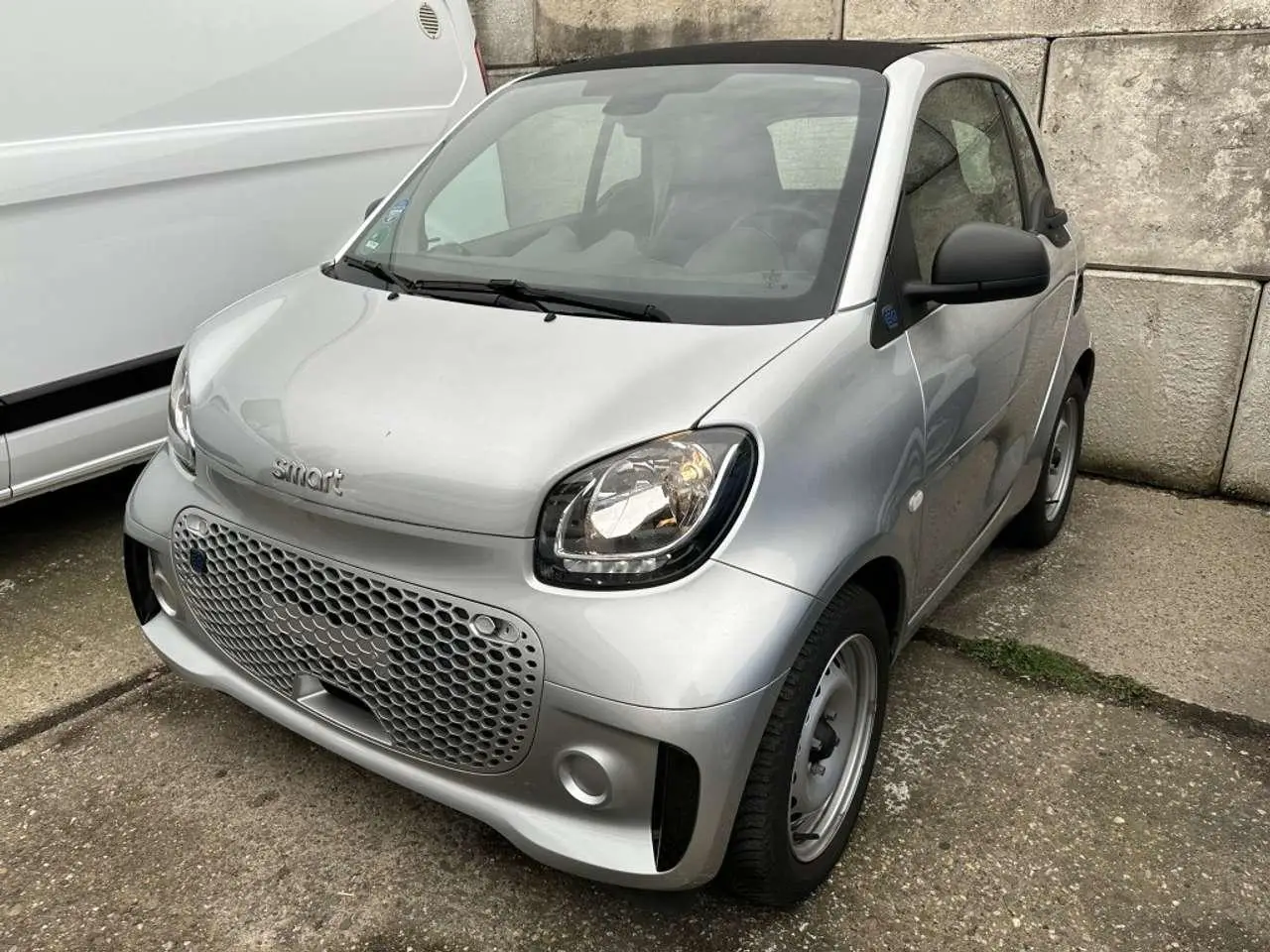 Photo 1 : Smart Fortwo 2021 Électrique