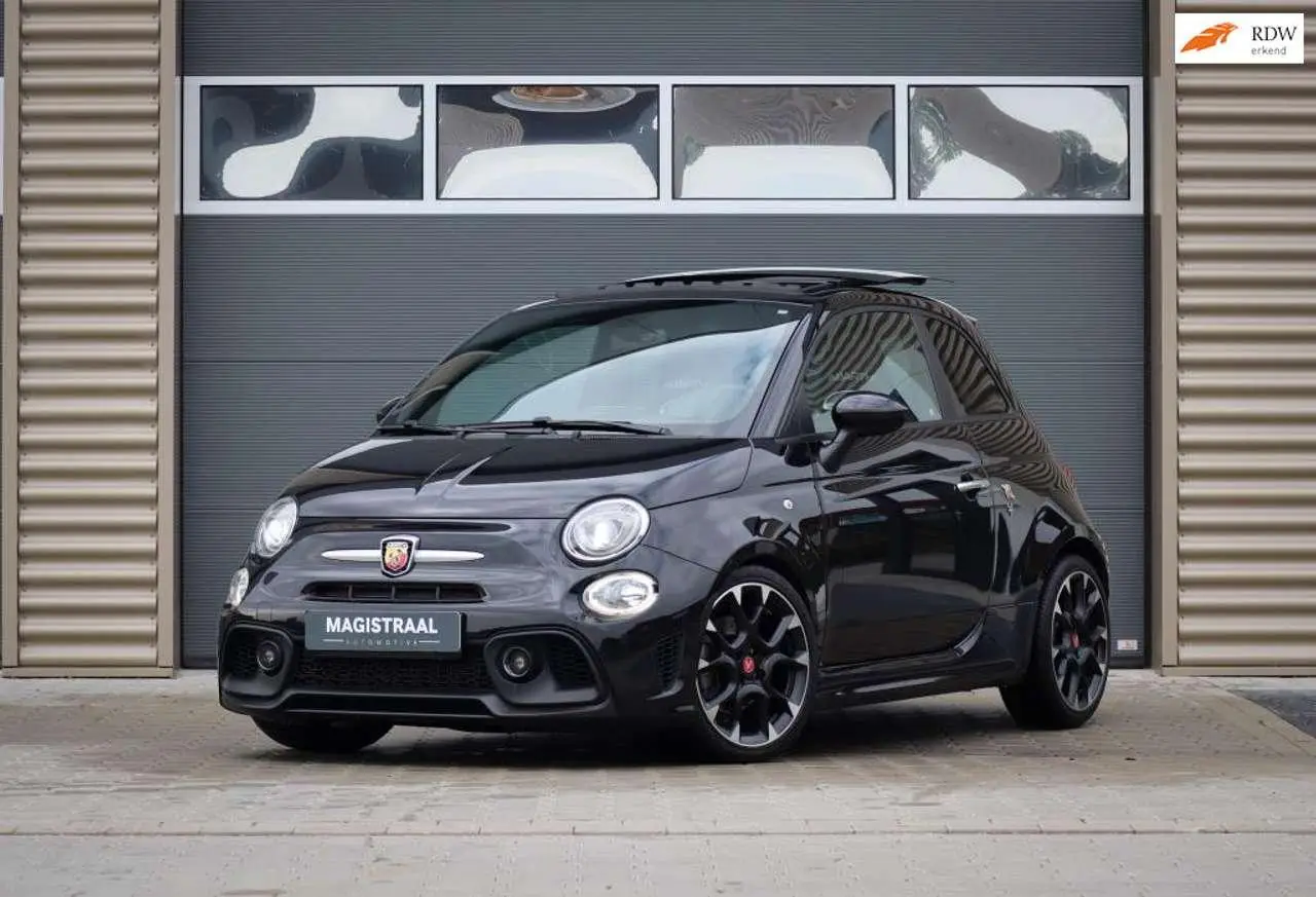 Photo 1 : Fiat 500 2018 Essence