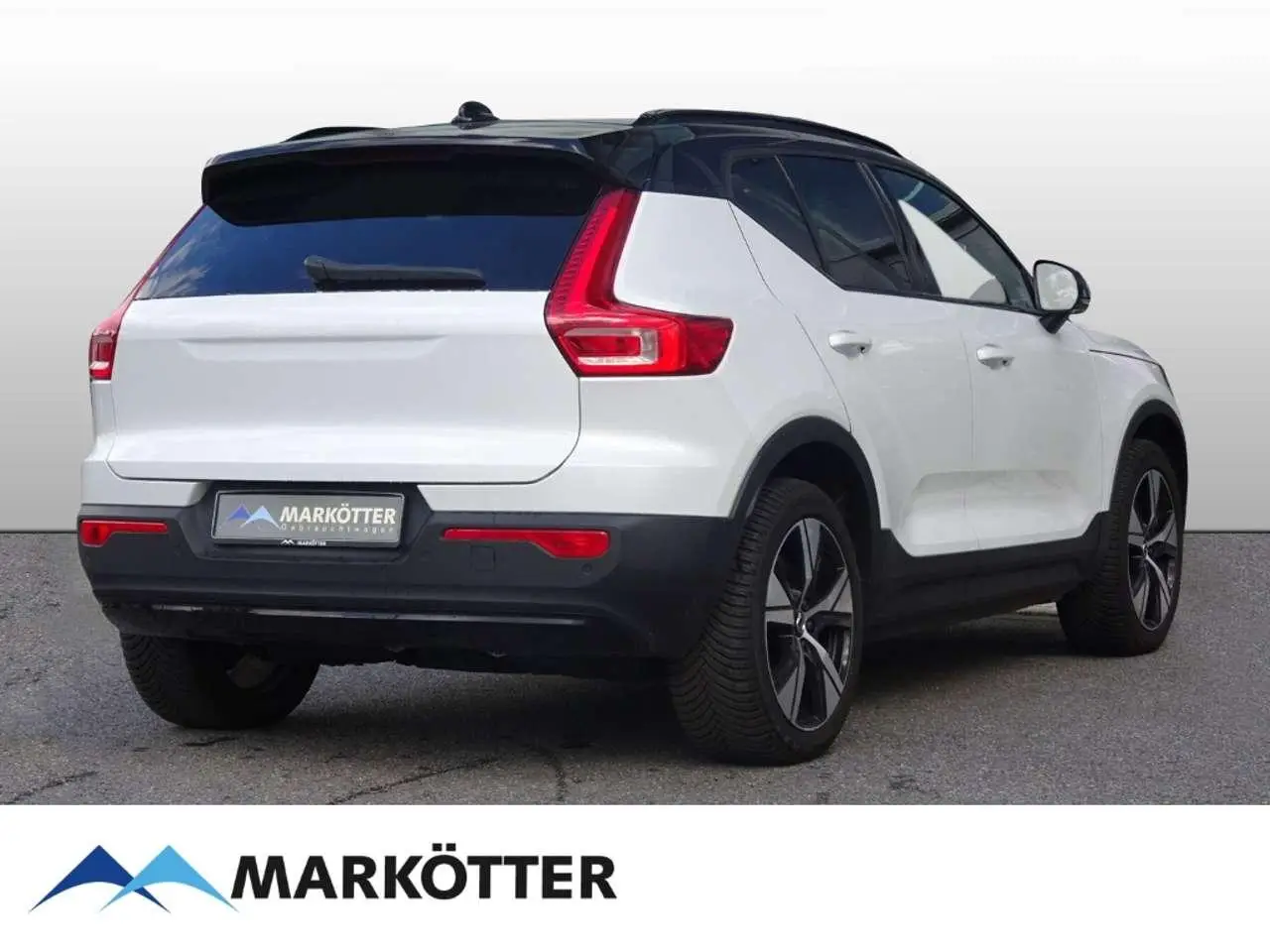 Photo 1 : Volvo Xc40 2021 Electric