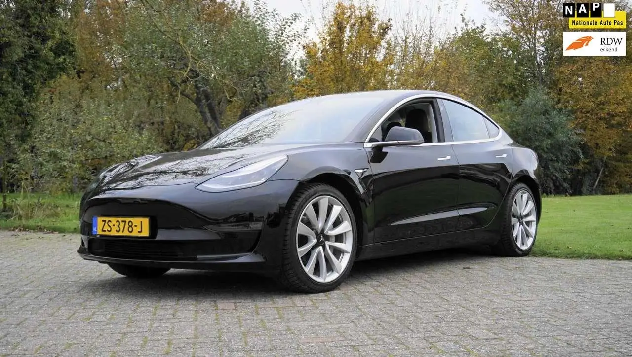 Photo 1 : Tesla Model 3 2019 Electric