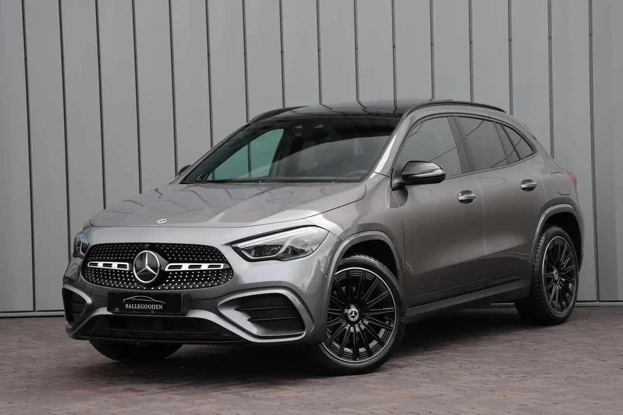 Photo 1 : Mercedes-benz Classe Gla 2023 Hybride