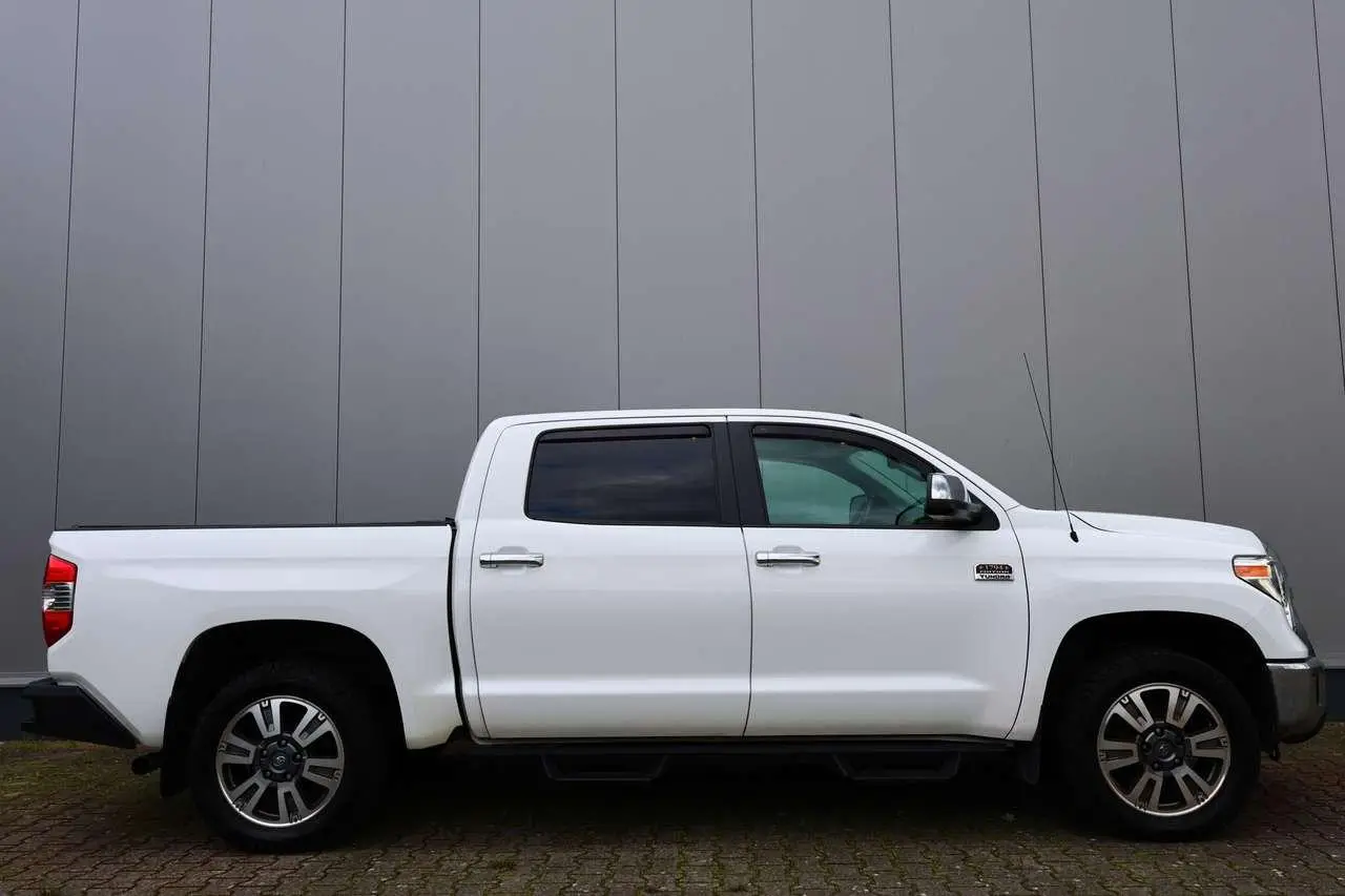 Photo 1 : Toyota Tundra 2018 GPL