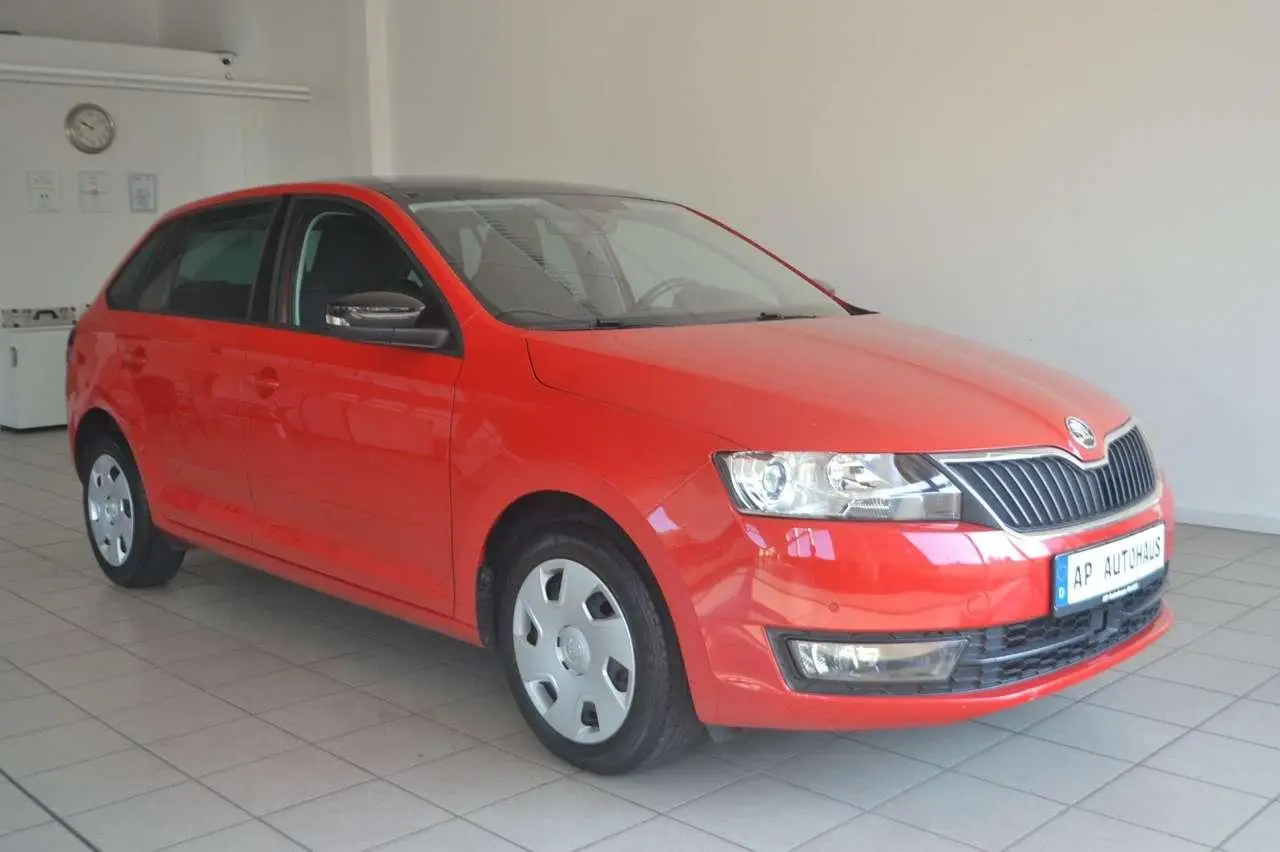 Photo 1 : Skoda Rapid 2015 Petrol