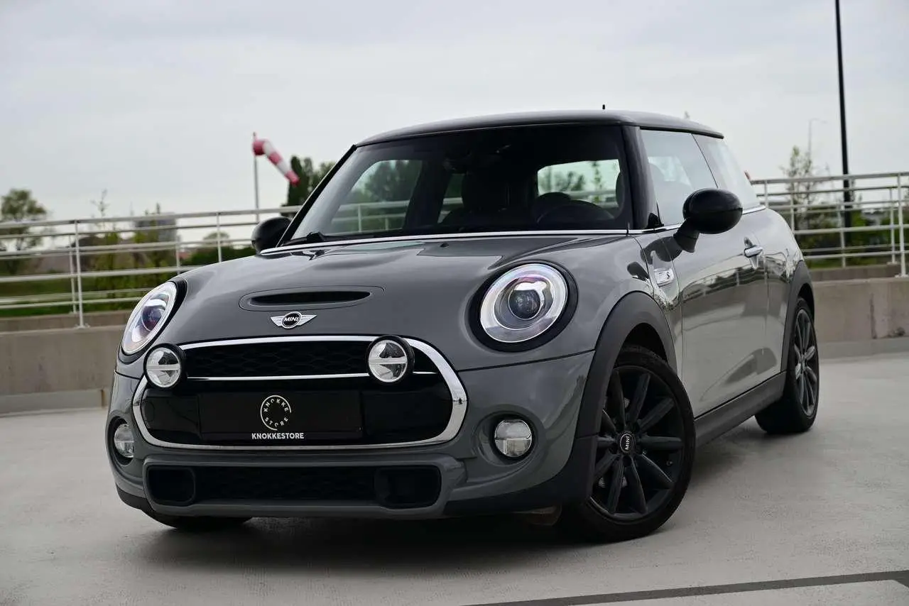 Photo 1 : Mini Cooper 2017 Essence