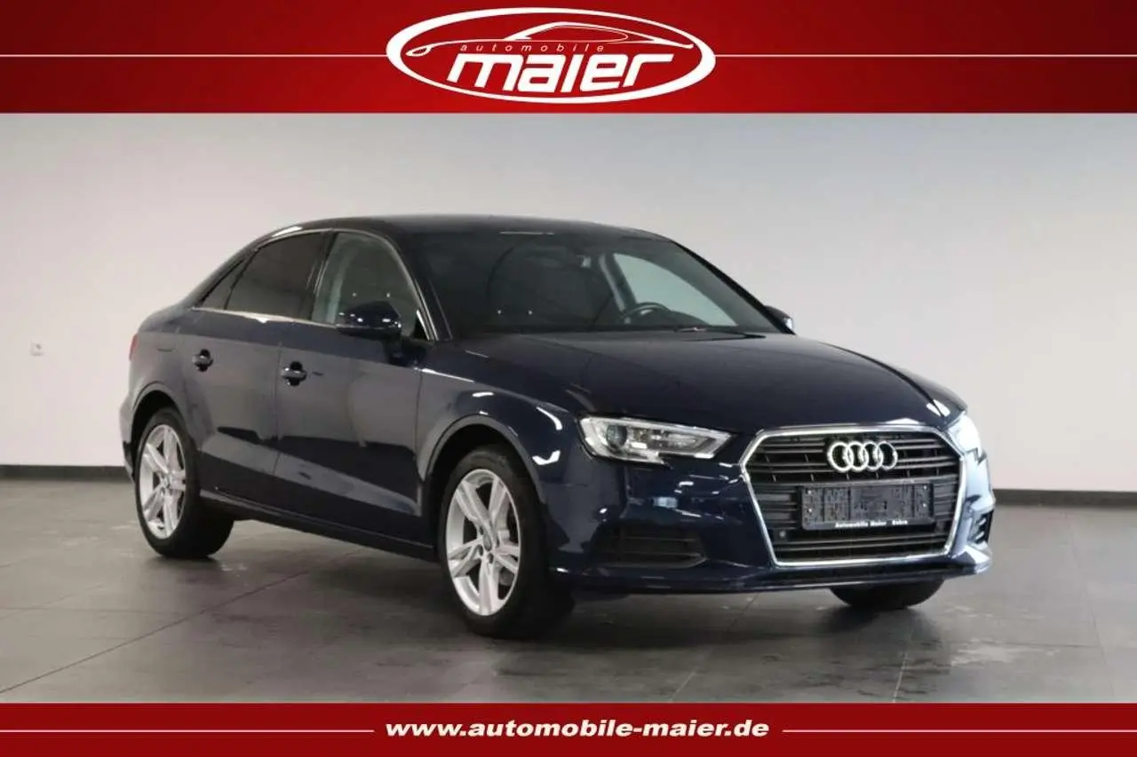 Photo 1 : Audi A3 2019 Petrol