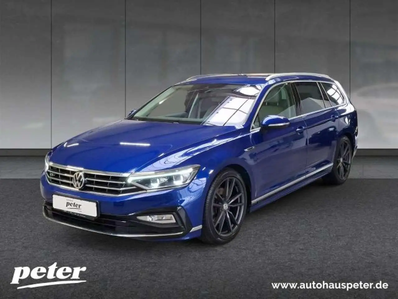 Photo 1 : Volkswagen Passat 2019 Petrol