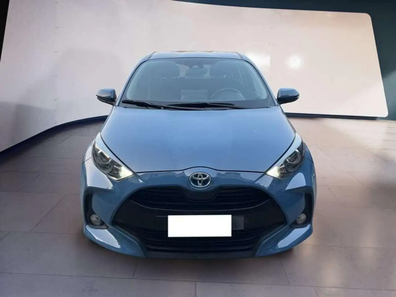 Photo 1 : Toyota Yaris 2021 Hybrid