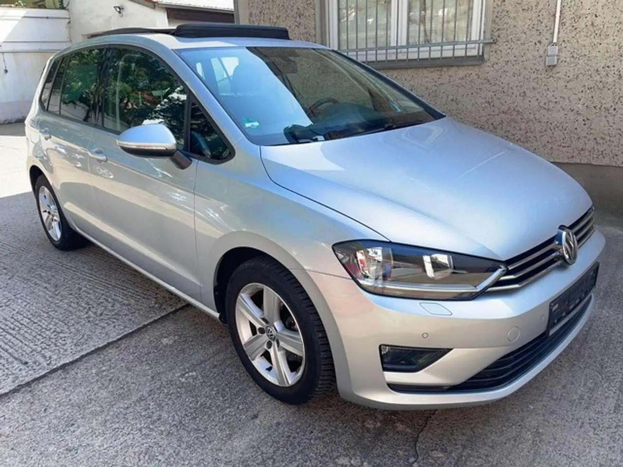 Photo 1 : Volkswagen Golf 2014 Petrol