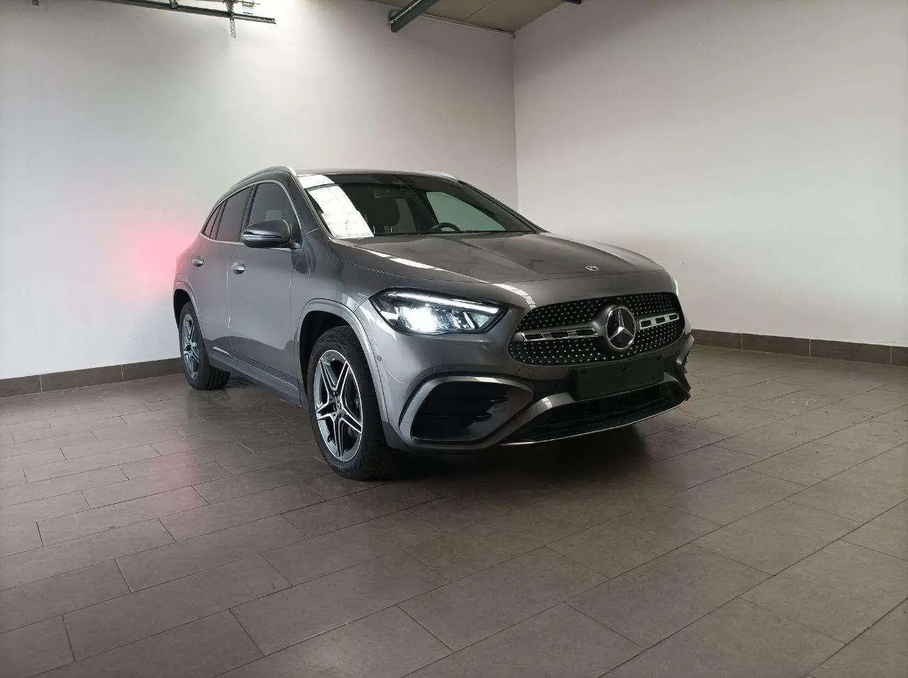 Photo 1 : Mercedes-benz Classe Gla 2024 Hybride