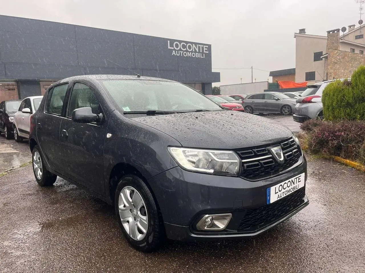 Photo 1 : Dacia Sandero 2020 Petrol