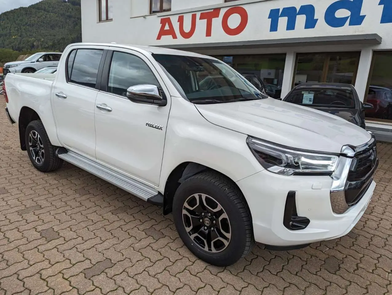 Photo 1 : Toyota Hilux 2023 Diesel