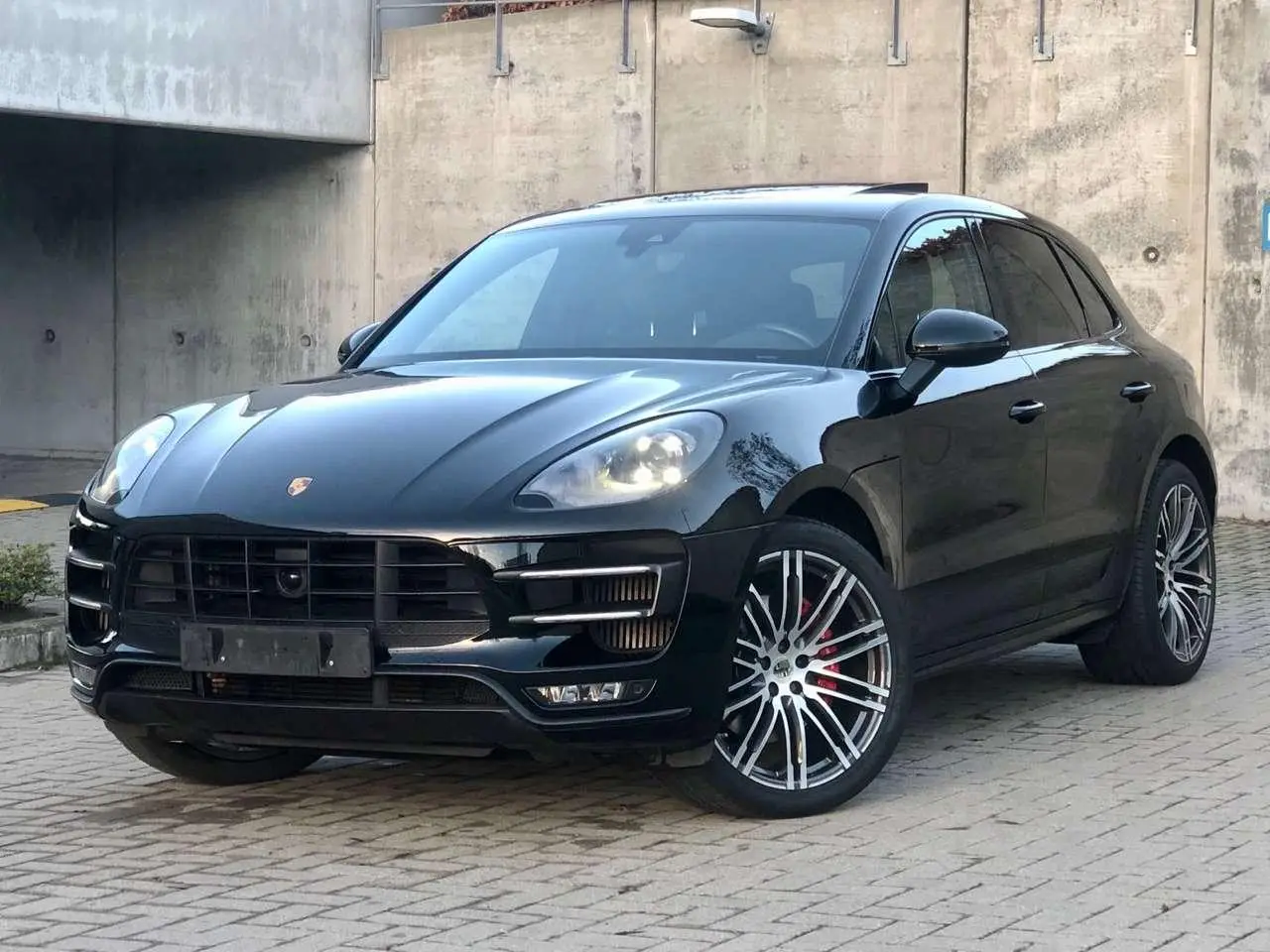 Photo 1 : Porsche Macan 2017 Essence