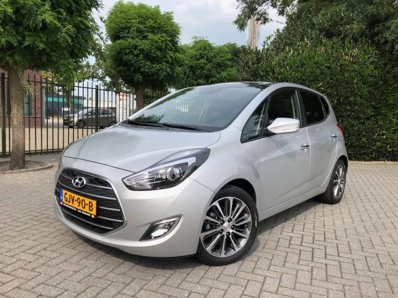 Photo 1 : Hyundai Ix20 2016 Petrol