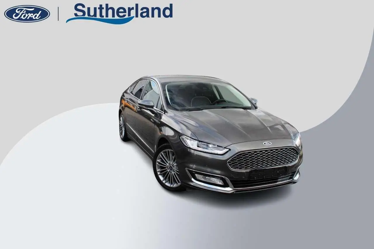 Photo 1 : Ford Mondeo 2018 Hybrid