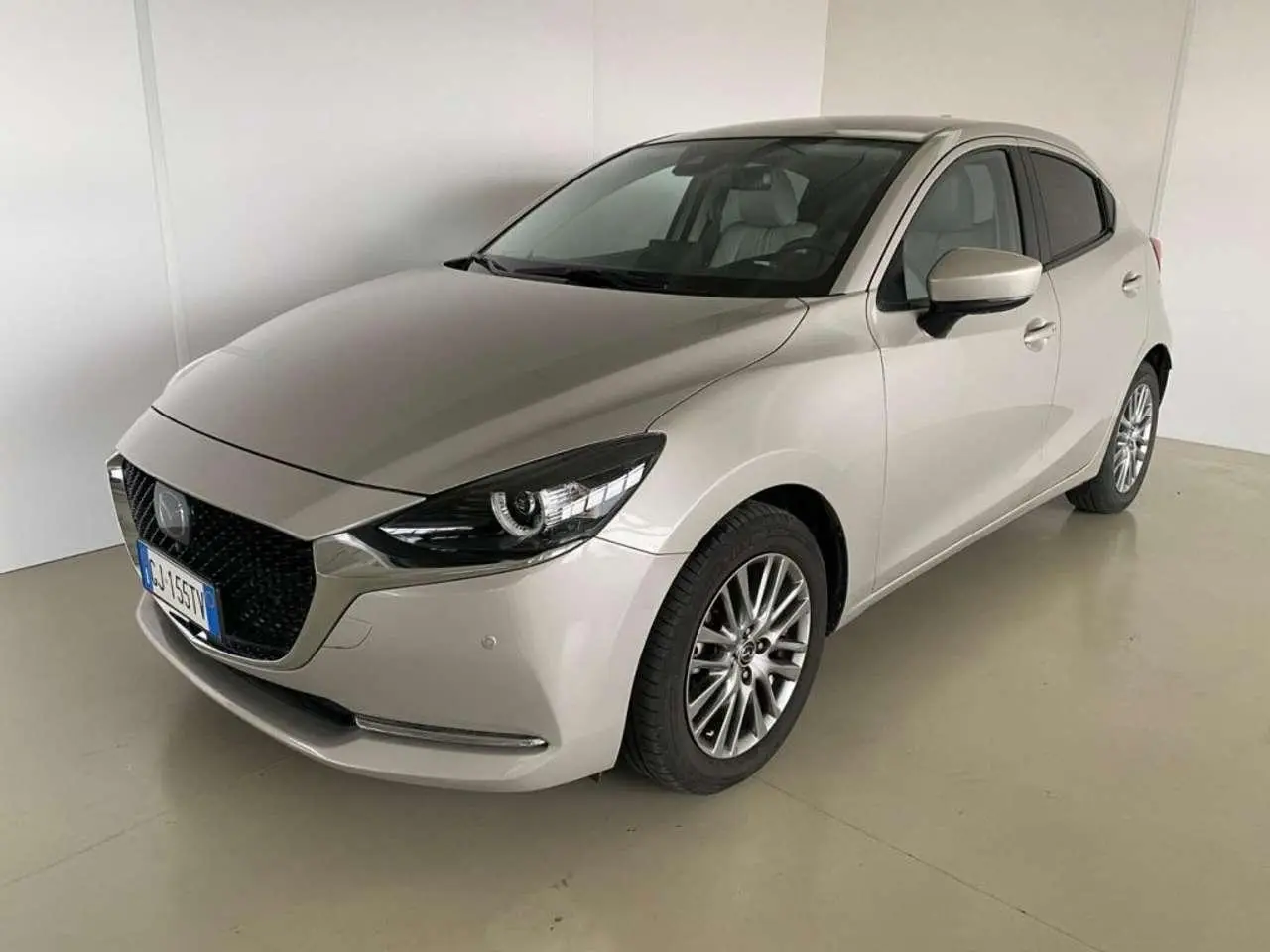 Photo 1 : Mazda 2 2022 Petrol