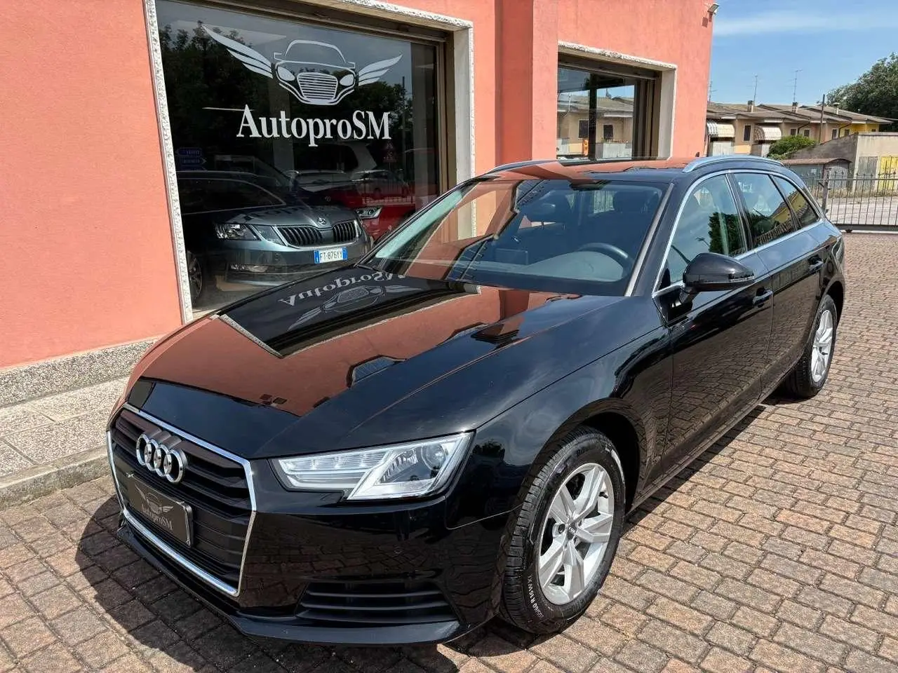 Photo 1 : Audi A4 2019 Diesel