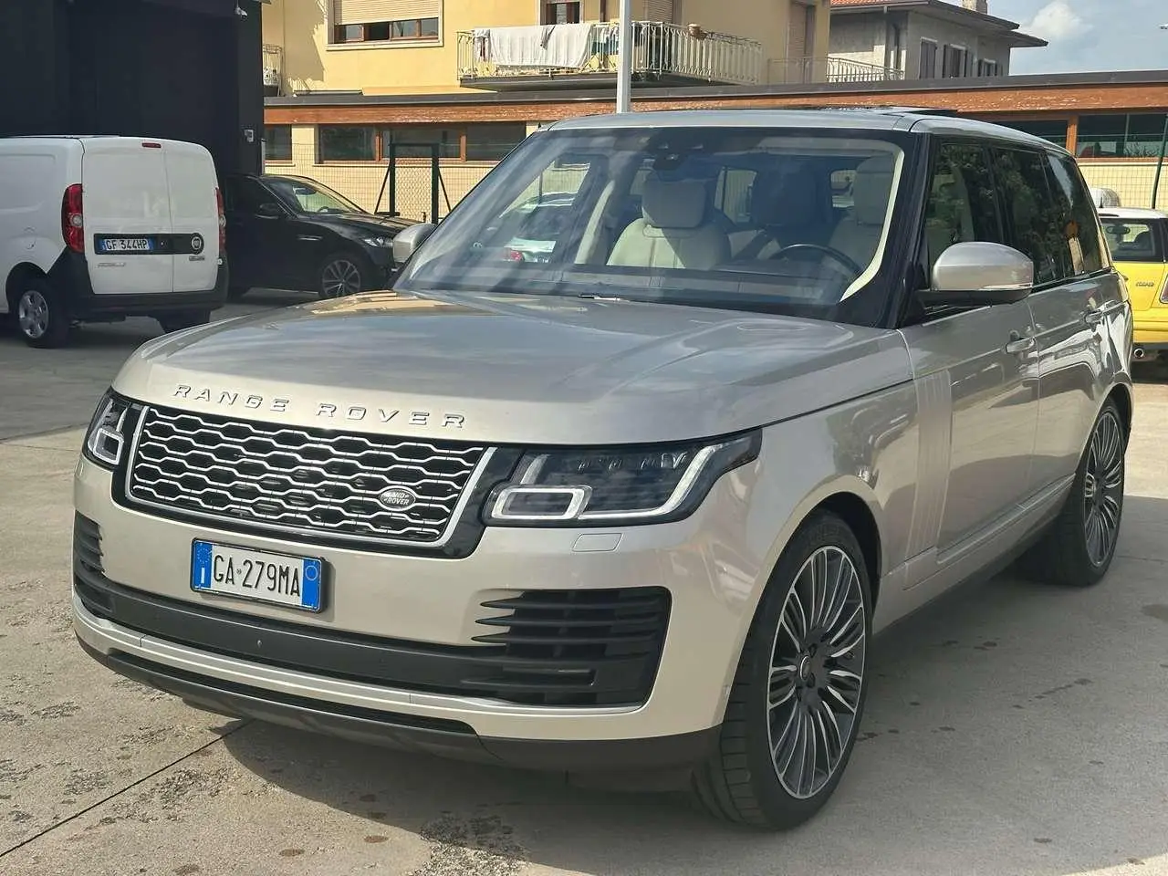 Photo 1 : Land Rover Range Rover 2020 Diesel