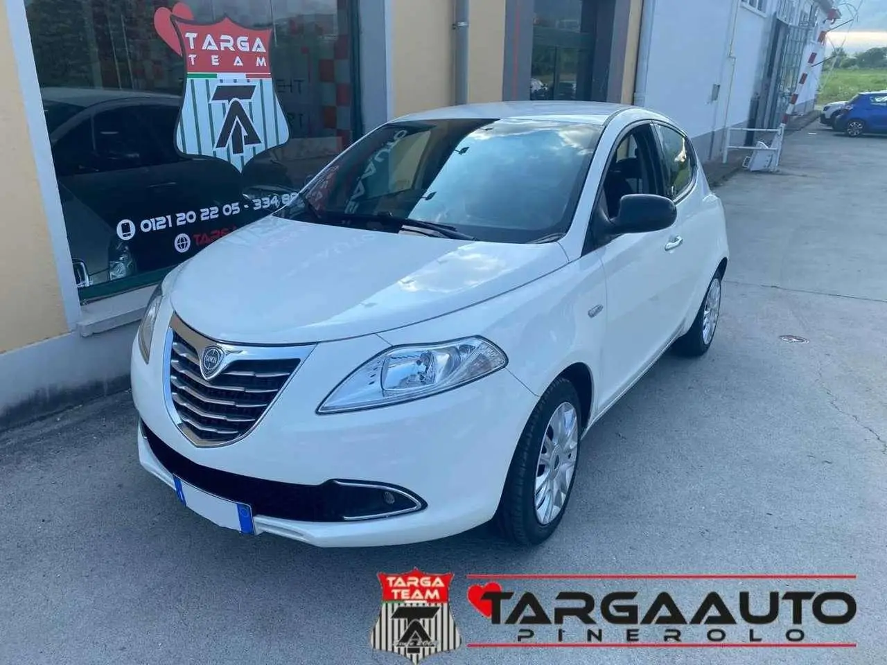 Photo 1 : Lancia Ypsilon 2015 LPG