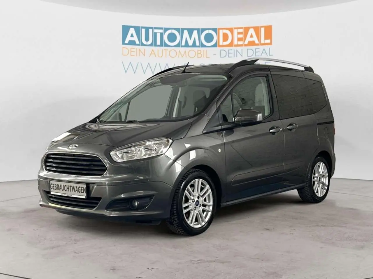 Photo 1 : Ford Tourneo 2018 Essence