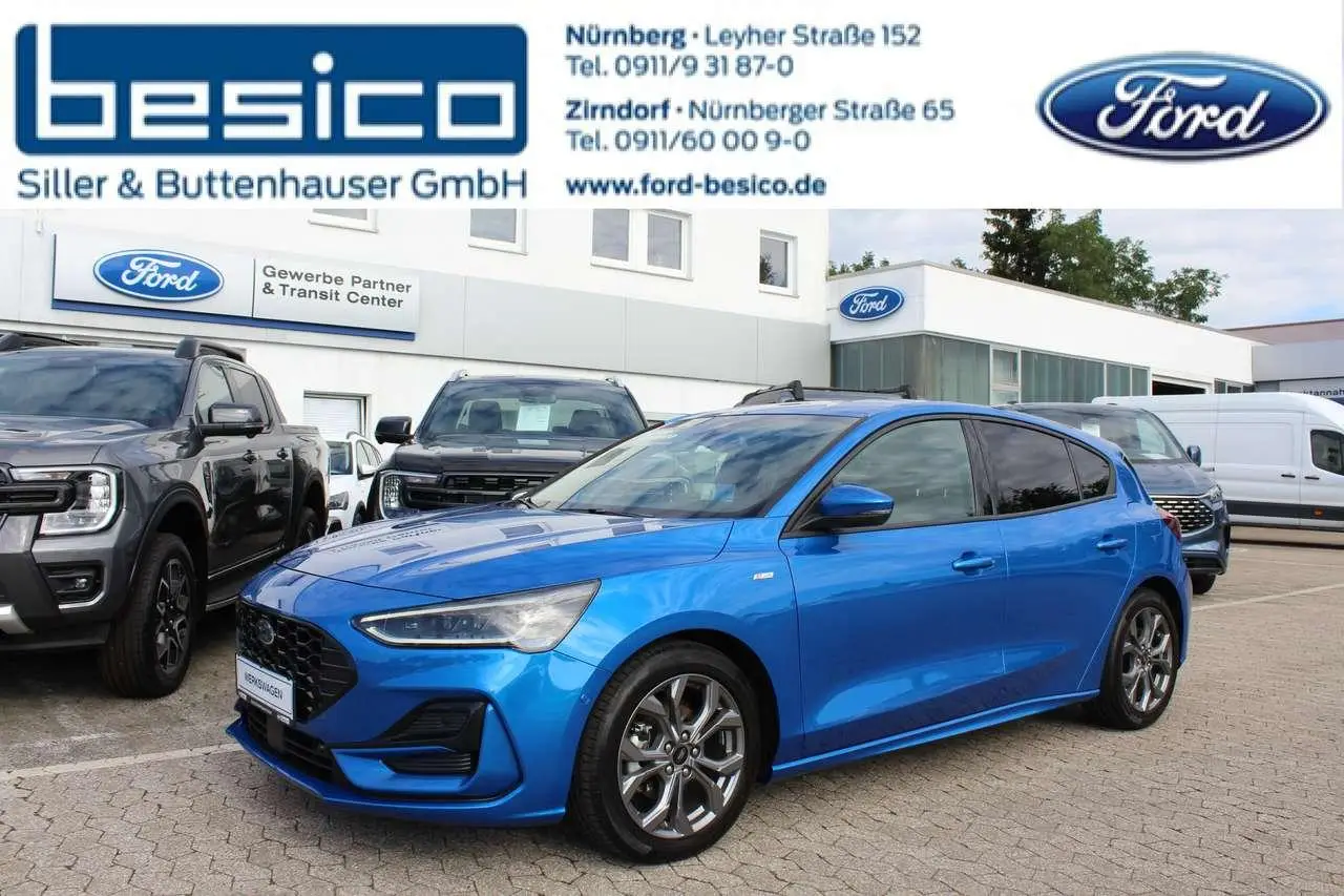 Photo 1 : Ford Focus 2022 Hybrid