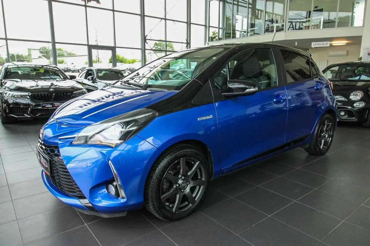 Photo 1 : Toyota Yaris 2017 Hybride