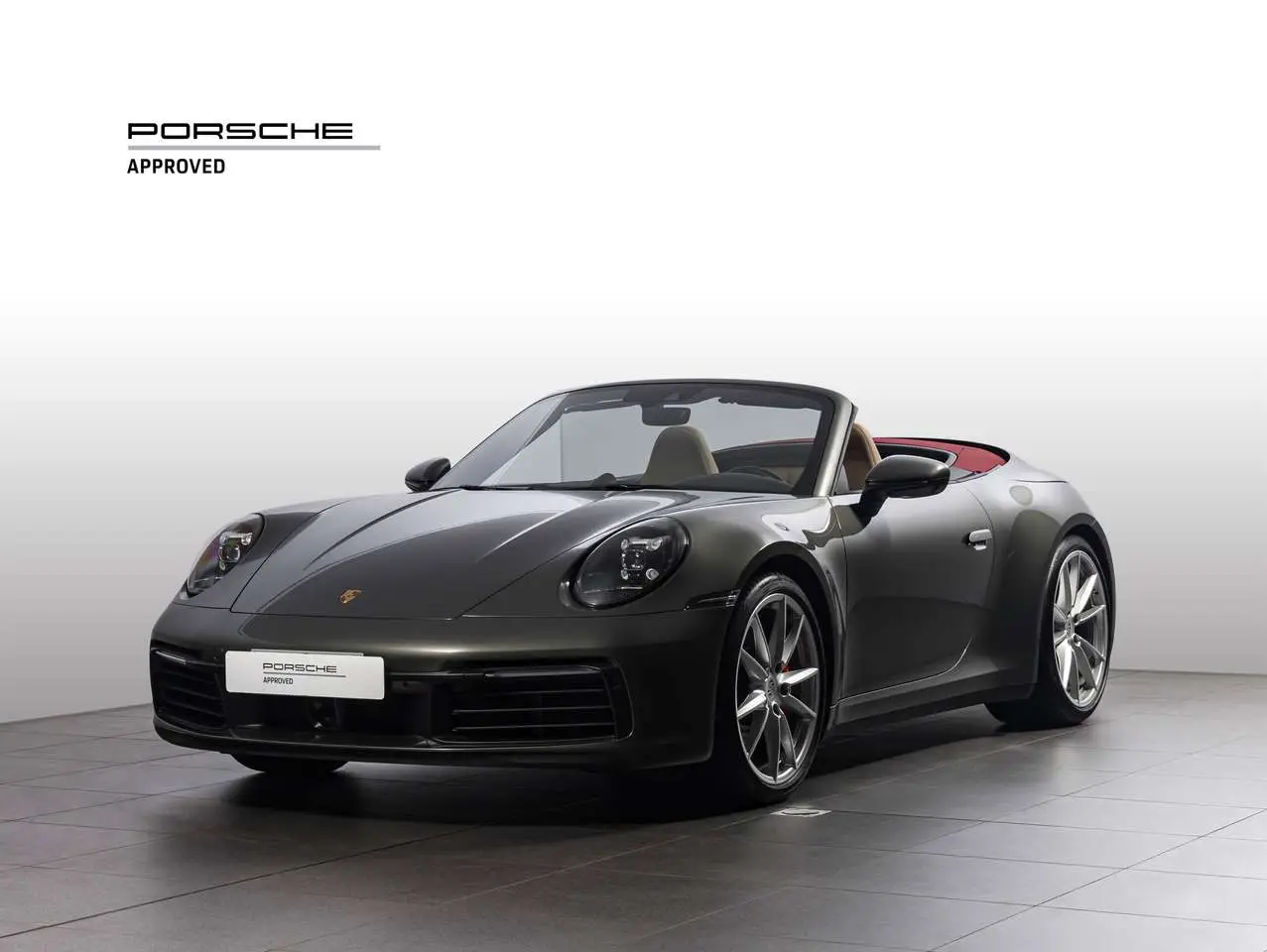 Photo 1 : Porsche 992 2020 Petrol