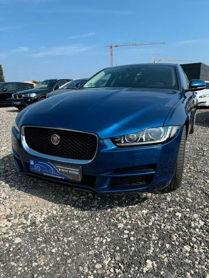 Photo 1 : Jaguar Xe 2016 Diesel