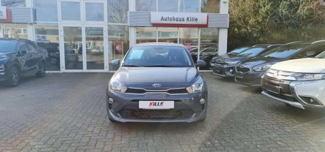 Photo 1 : Kia Rio 2021 Petrol