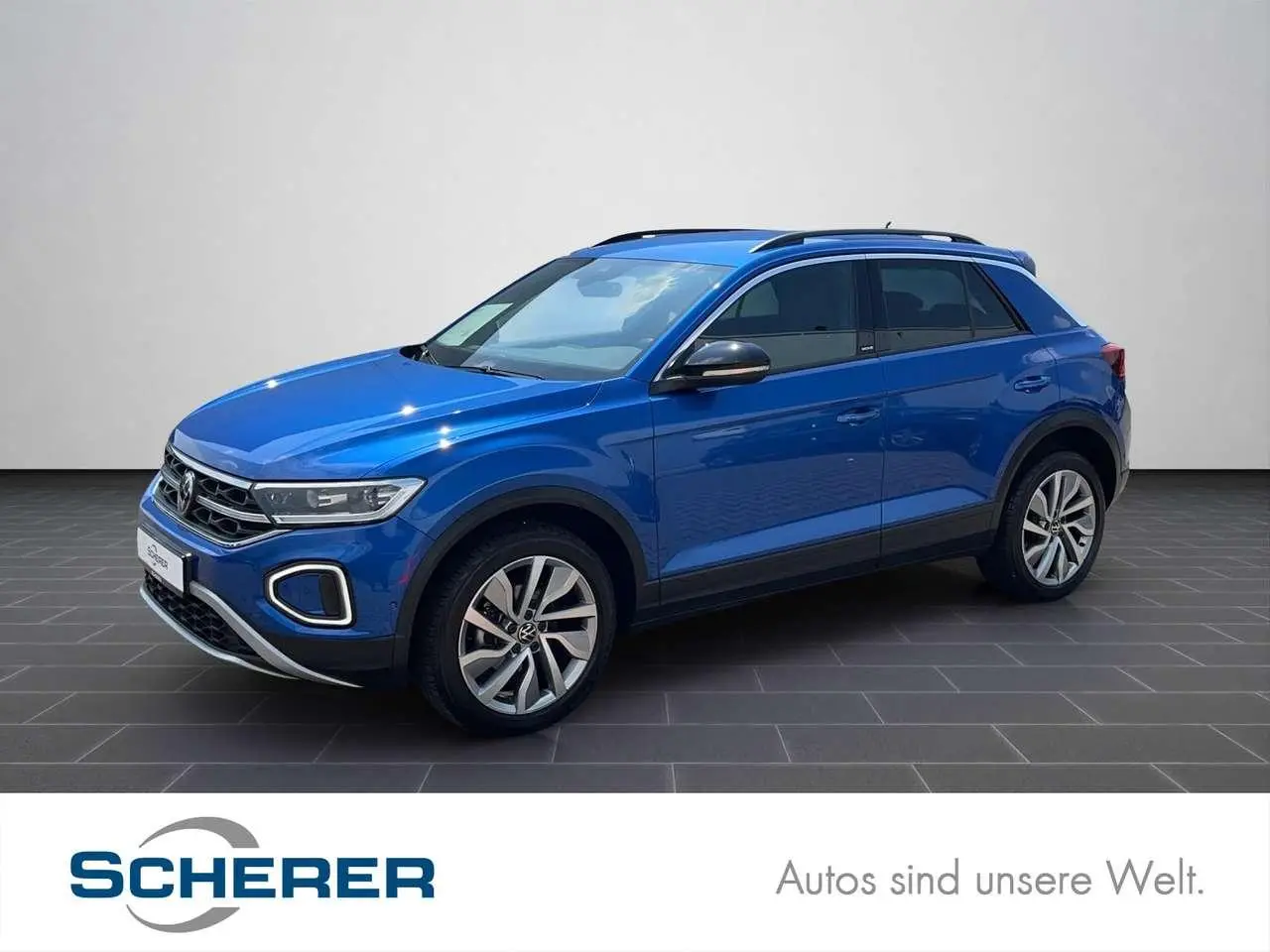 Photo 1 : Volkswagen T-roc 2023 Petrol