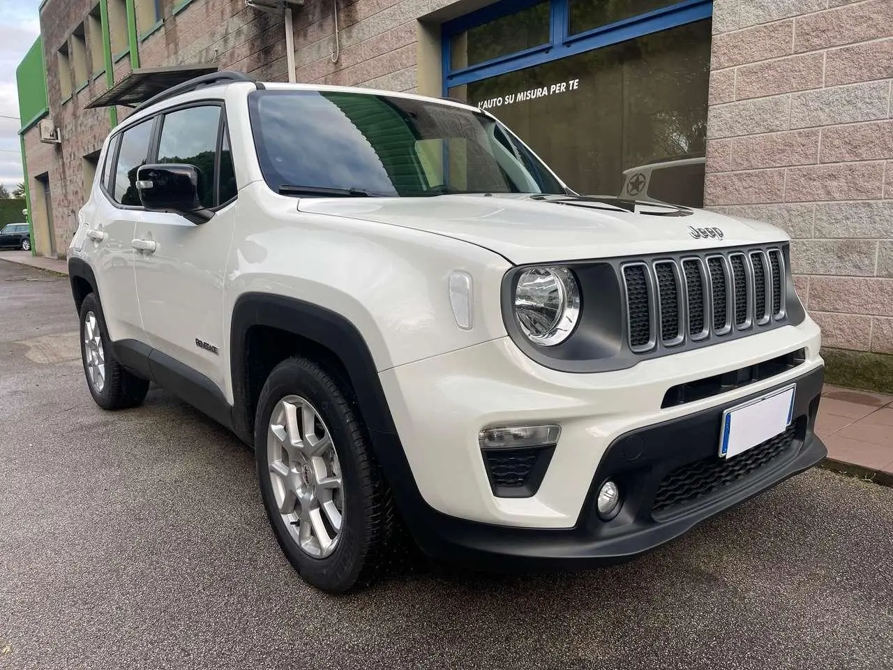 Photo 1 : Jeep Renegade 2024 Essence