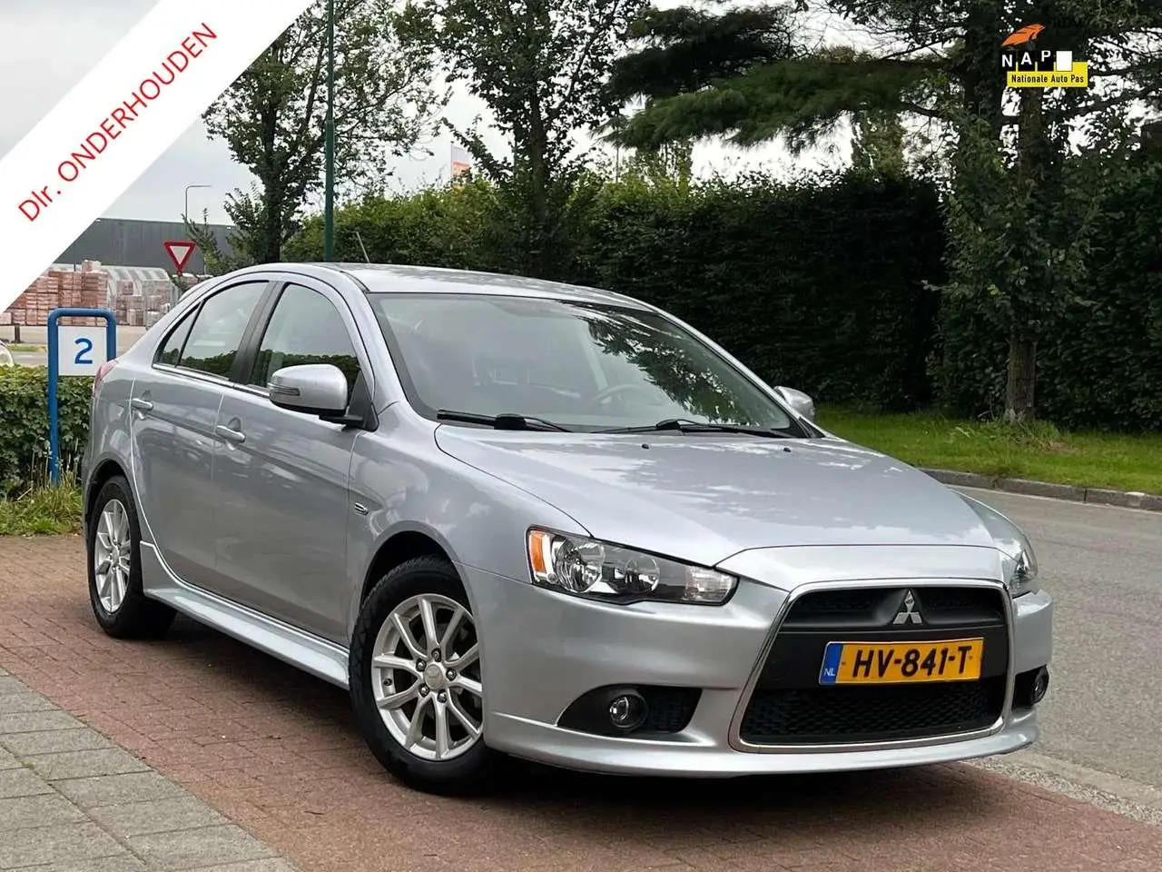 Photo 1 : Mitsubishi Lancer 2016 Petrol