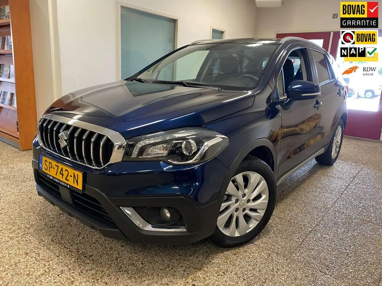 Photo 1 : Suzuki S-cross 2018 Petrol