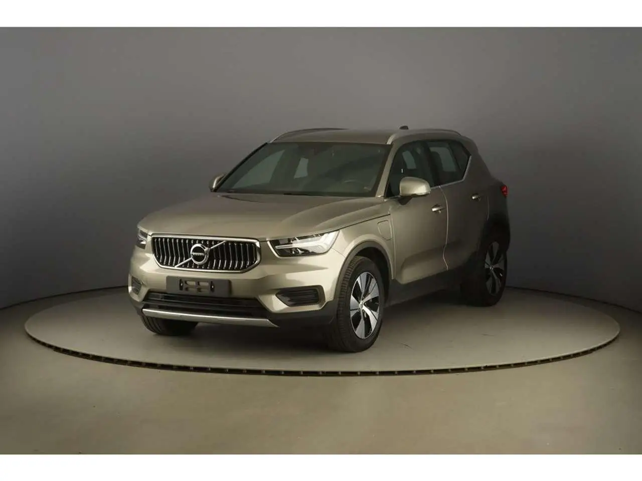 Photo 1 : Volvo Xc40 2021 Hybride