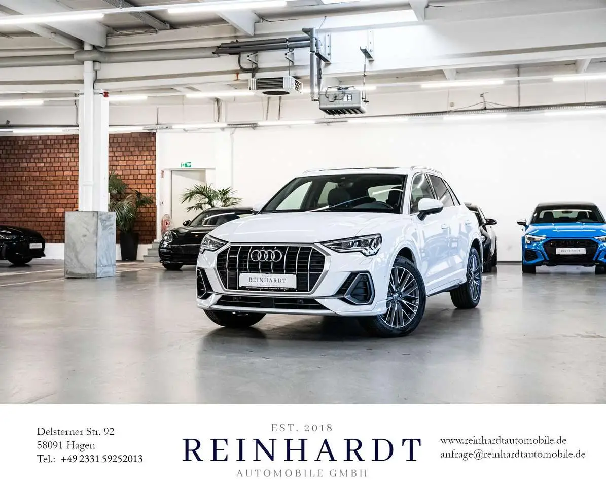 Photo 1 : Audi Q3 2019 Essence