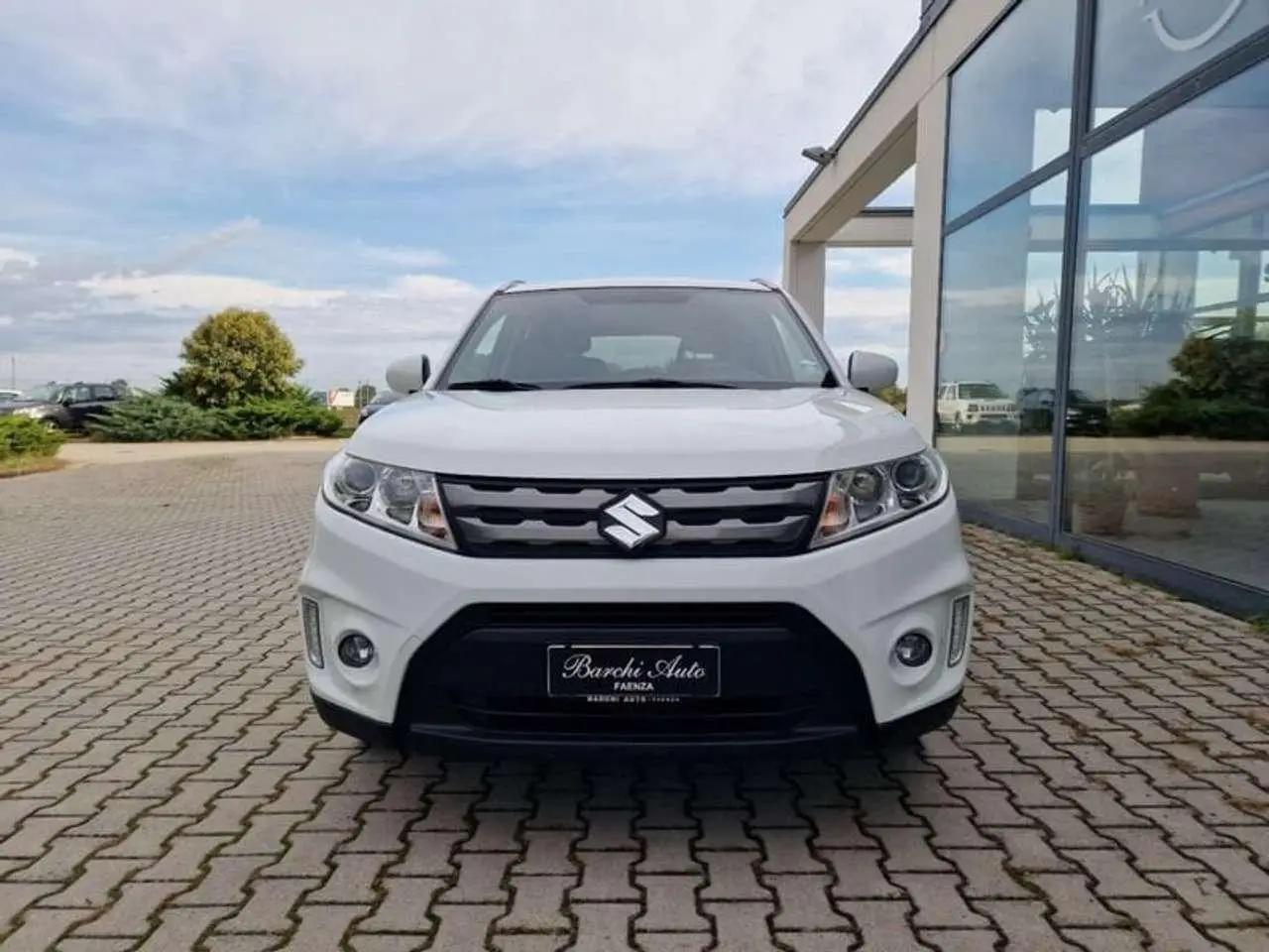 Photo 1 : Suzuki Vitara 2017 Petrol